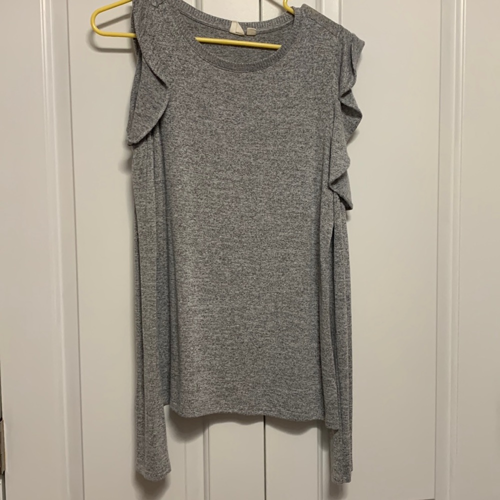 GAP Cold Shoulder LS Top Medium Tall